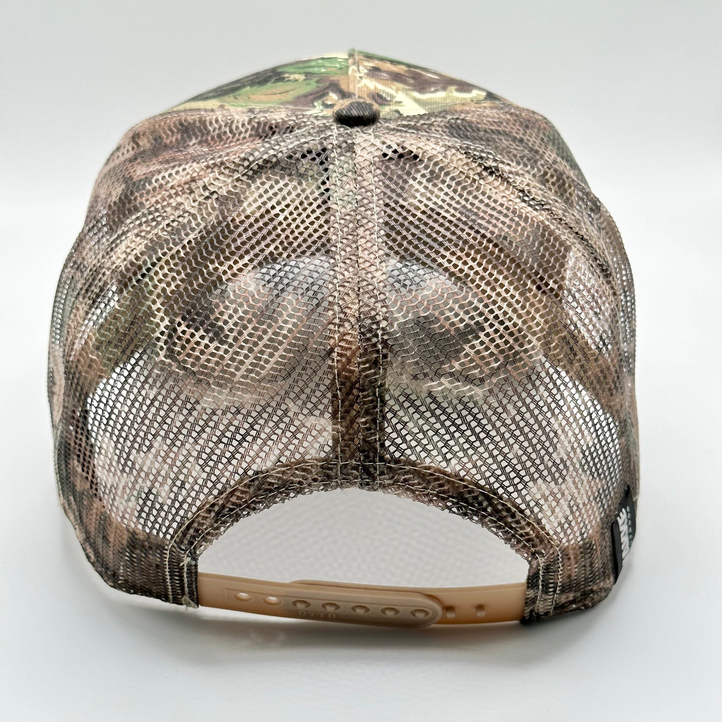 Buck skull camo meshback